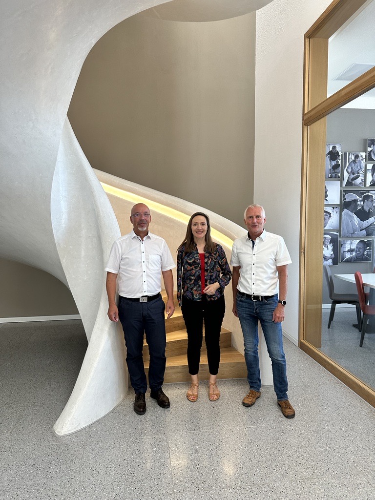 Politik zu Besuch im Branchenzentrum Ausbau und Fassade #2 -  Jasmina Hostert